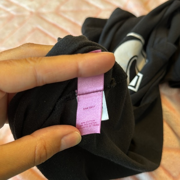 PINK White Sox Tee - Picture 4 of 4